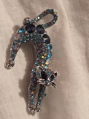 Turquoise Crystal Cat Brooch - Women Jewelry
